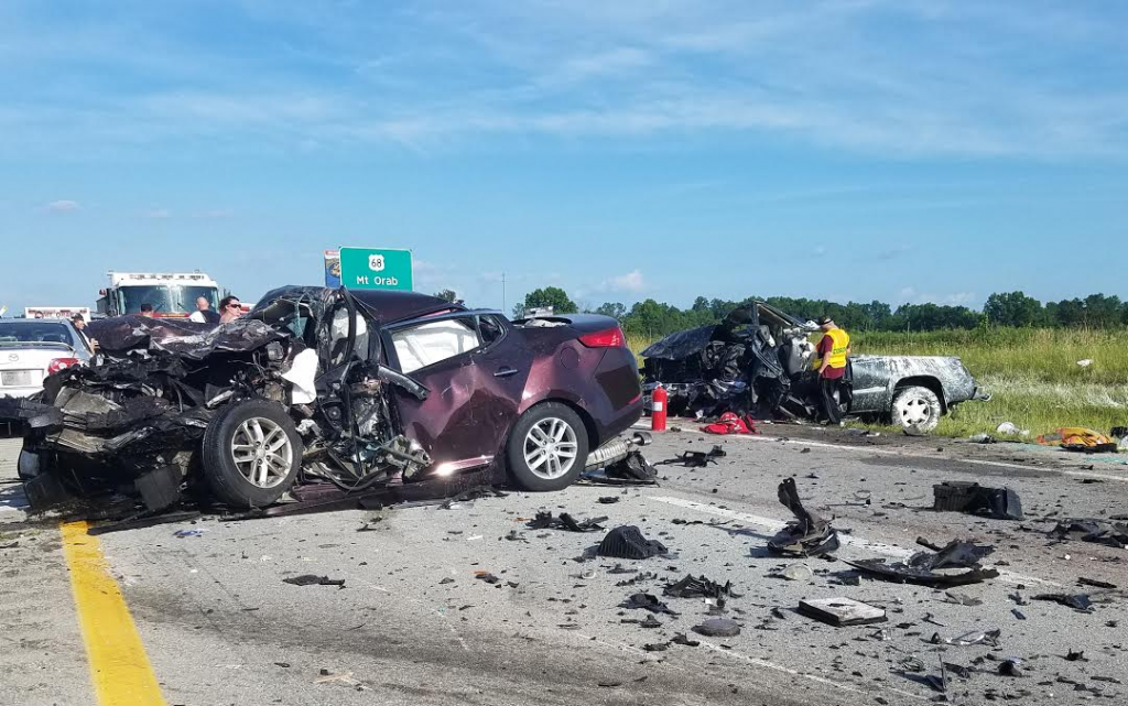 Two killed in wrong way crash in Mt. Orab News Democrat